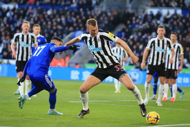 羽毛球．大馬公開賽｜伍家朗力戰84分鐘晉級　八強硬撼奈良岡功大.